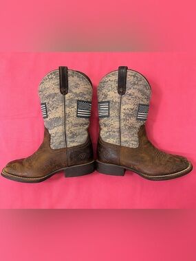 Ariat Patriot Cowboy Boots Brown Leather Camo Flag Western Youth Size 4.5 Rodeo